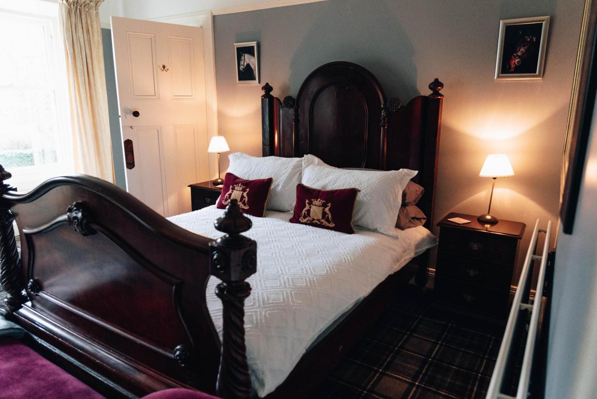 Luxury Accommodation In County Antrim With Riverside Hot Tub Kells Exterior foto