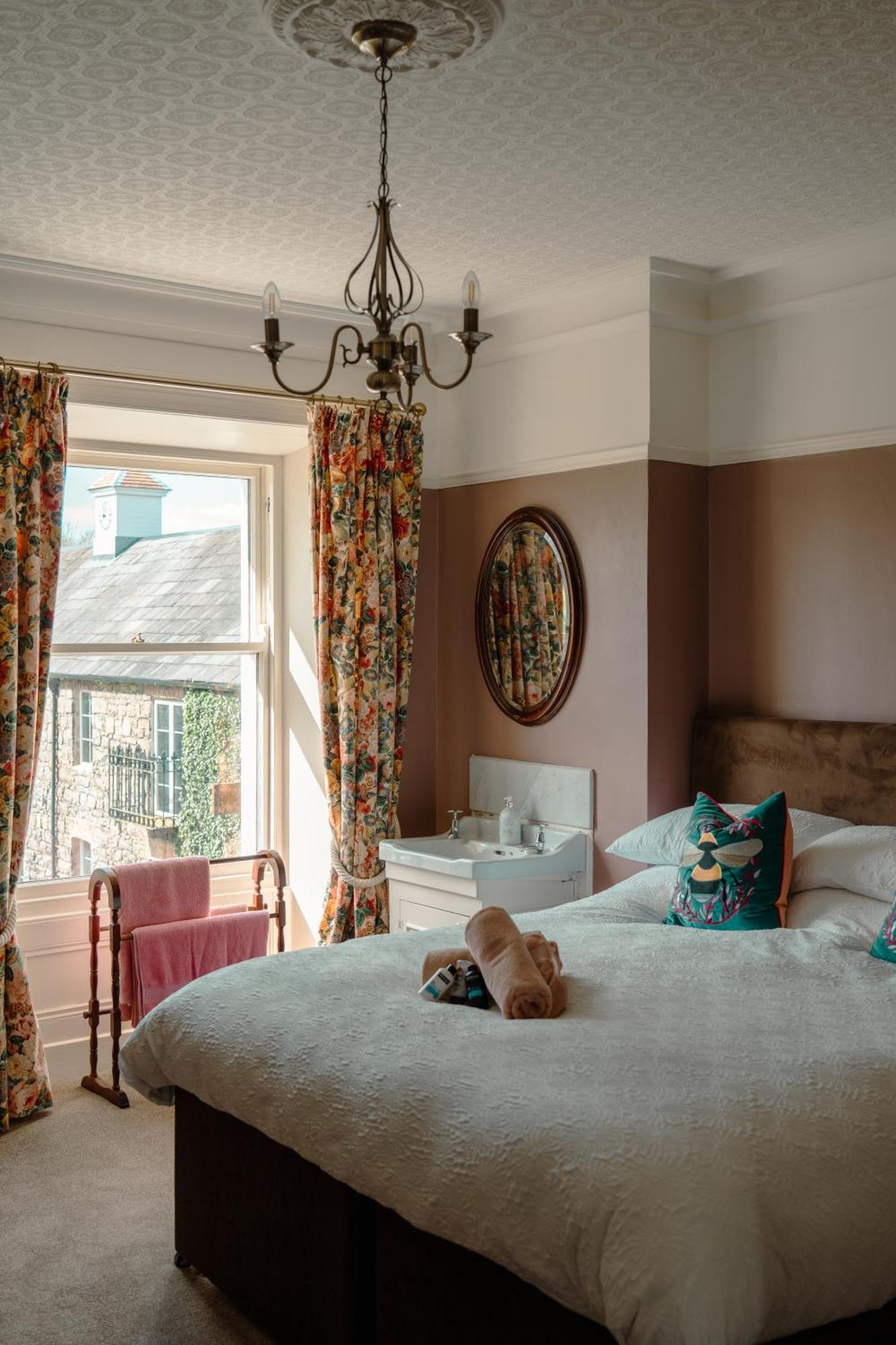 Luxury Accommodation In County Antrim With Riverside Hot Tub Kells Exterior foto